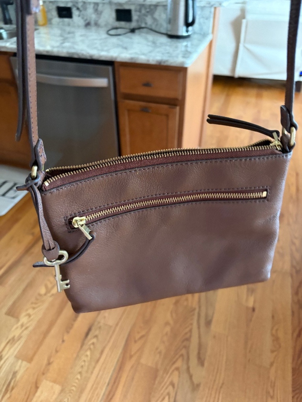 New Fossil cross body
